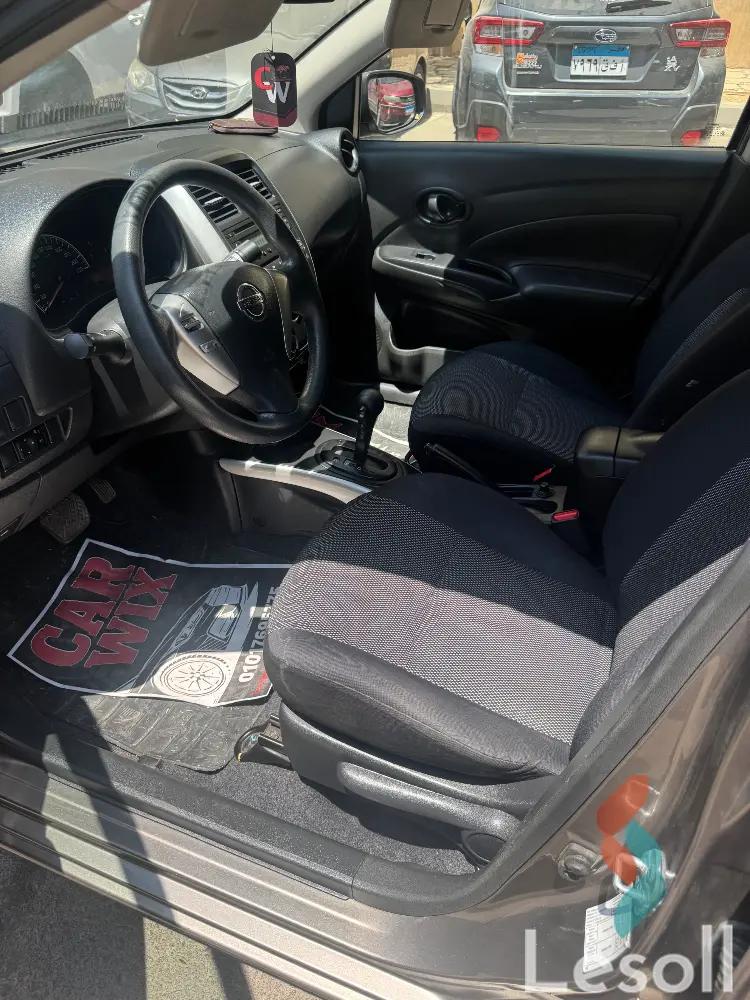 Nissan sunny automatic used gold model 2017 - All Images