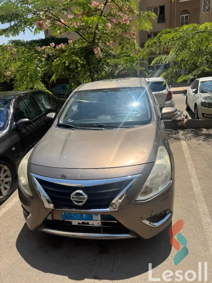 نيسان صني اوتوماتك مستعملة ذهبي موديل 2017