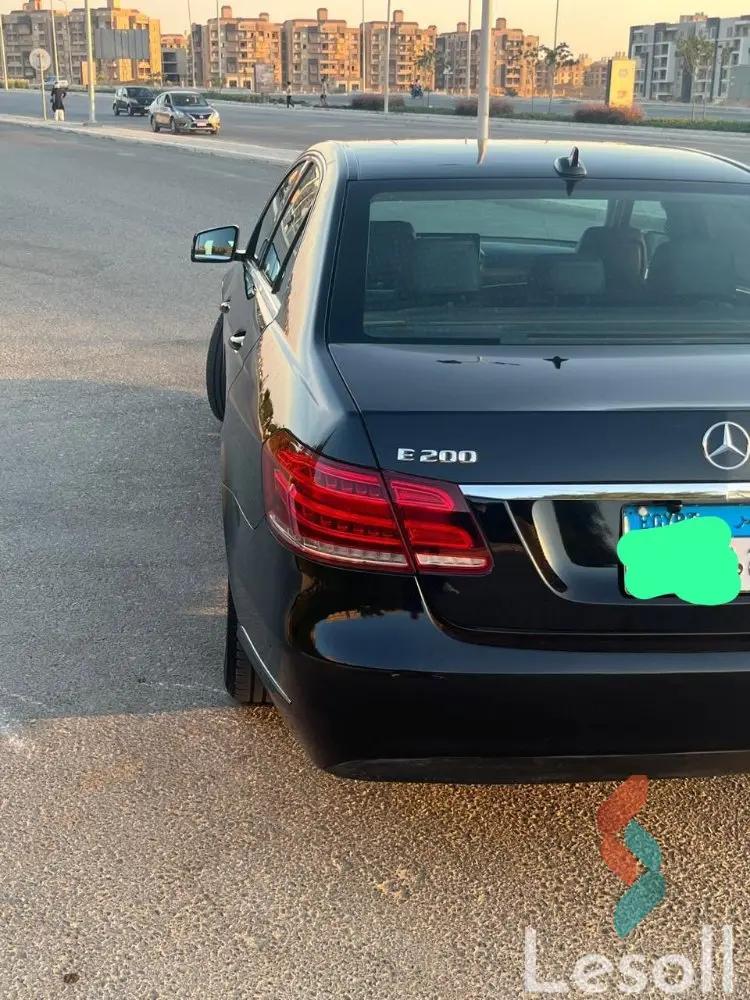 مرسيدس بنز إي كلاس اوتوماتك مستعملة أسود موديل 2016