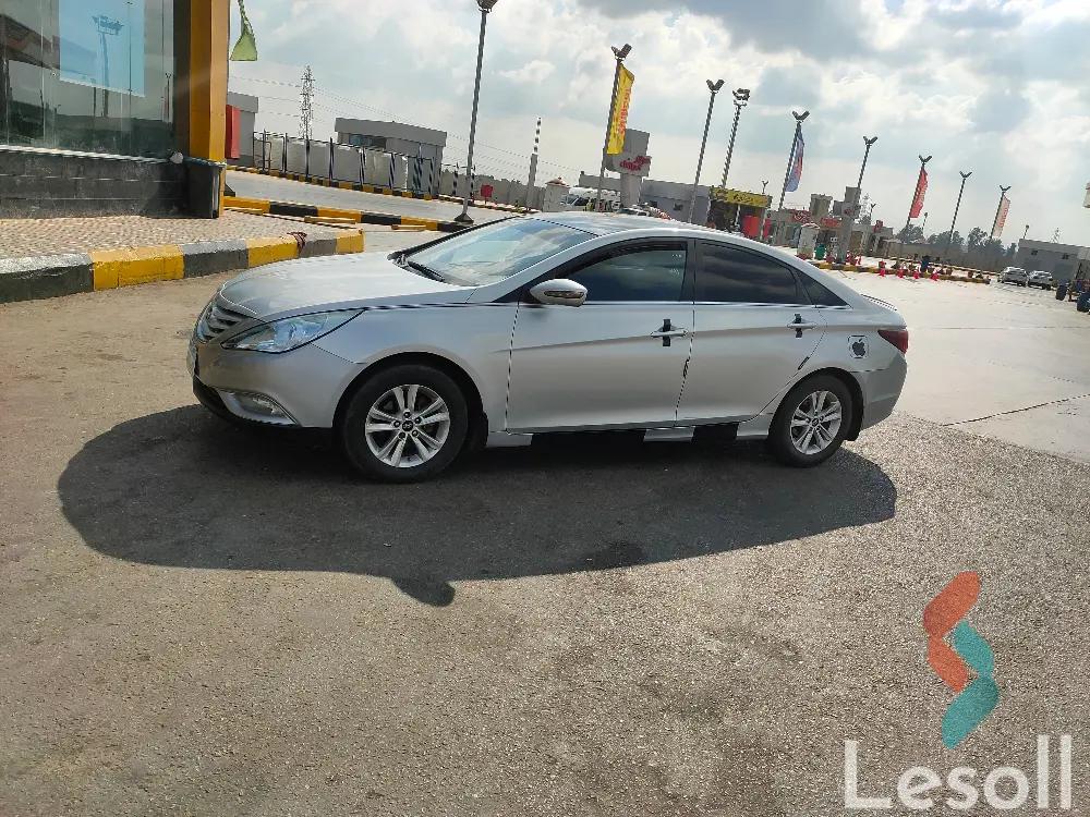 هيونداي سوناتا اوتوماتك مستعملة فضي موديل 2012 - كل الصور