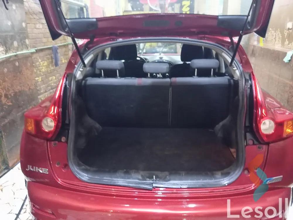 نيسان جوك اوتوماتك مستعملة أحمر موديل 2014