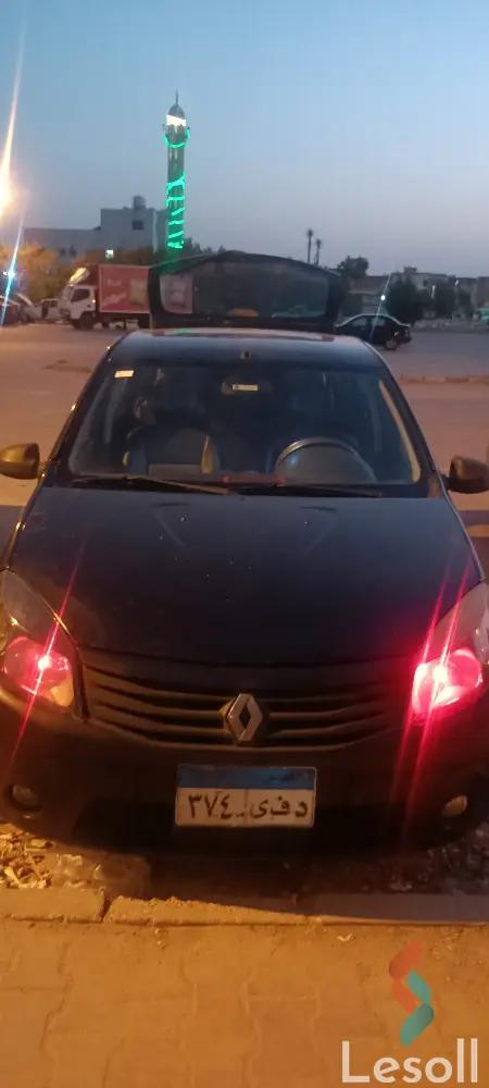 رينو سانديرو مانيوال مستعملة أسود موديل 2011
