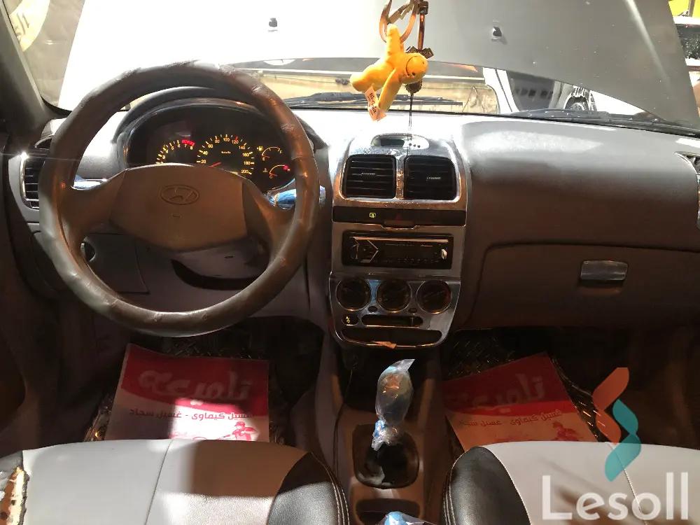 هيونداي فيرنا مانيوال مستعملة رمادي داكن موديل 2015