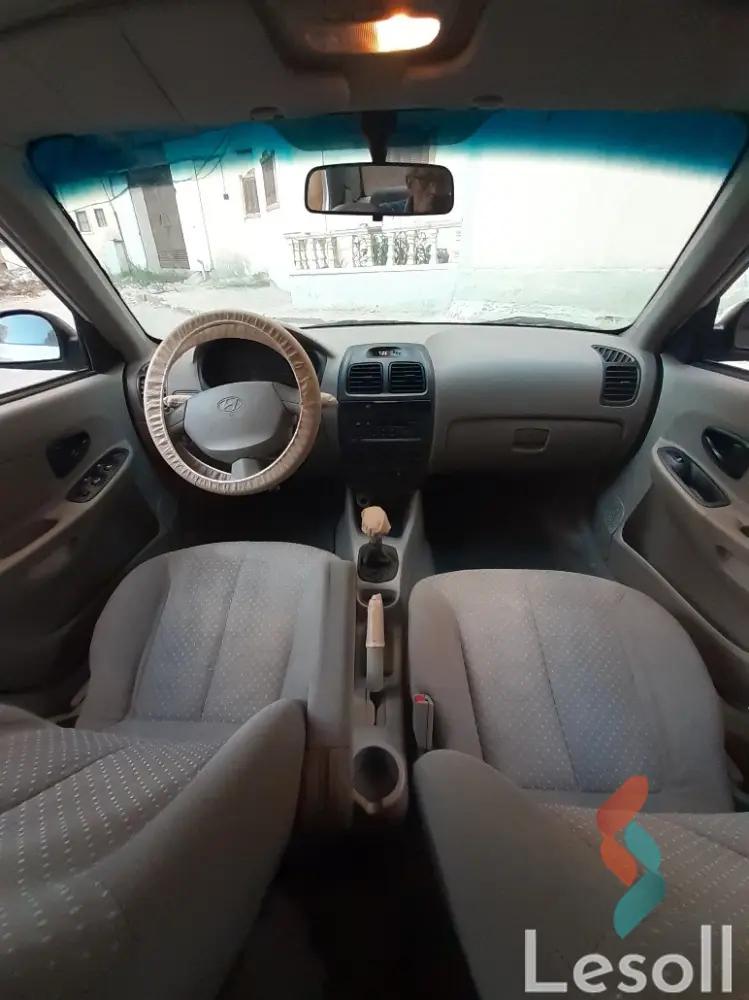 هيونداي فيرنا مانيوال مستعملة أبيض موديل 2008