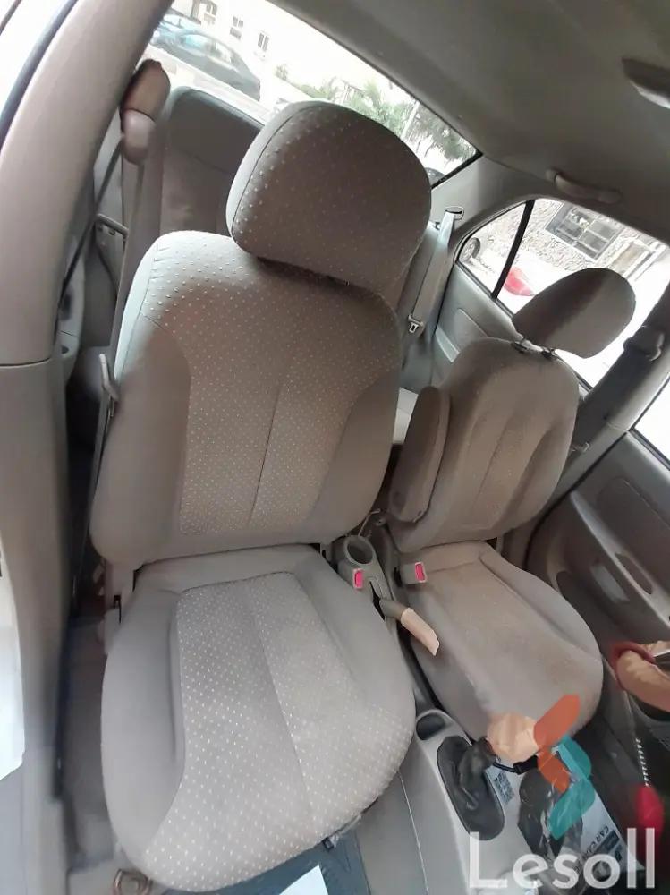 هيونداي فيرنا مانيوال مستعملة أبيض موديل 2008