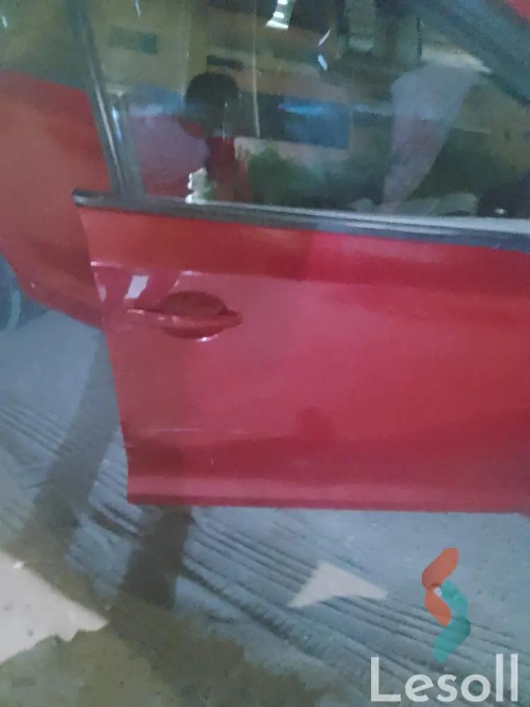 سيت توليدو اوتوماتك مستعملة أحمر موديل 2019 - كل الصور