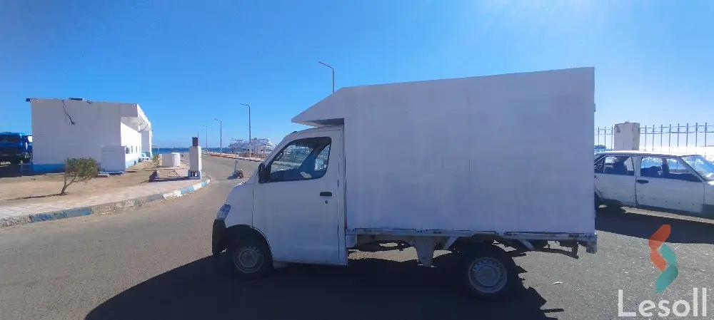 ديهاتسو دايهاتسو هيجاز مانيوال مستعملة أبيض موديل 2010 - صورة 4