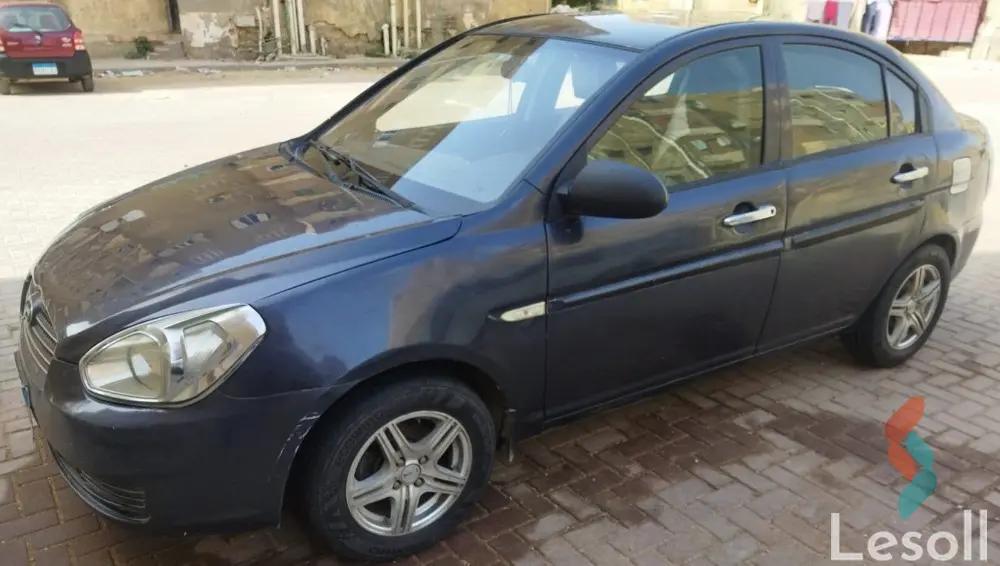 هيونداي أكسنت مانيوال مستعملة رمادي داكن موديل 2011