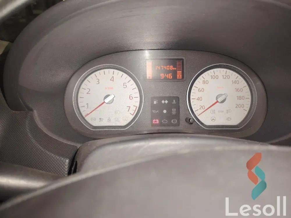 رينو لوجان مانيوال مستعملة نبيتي موديل 2010