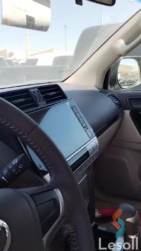 تويوتا لاندكروزربرادو اوتوماتك جديدة أبيض موديل 2023