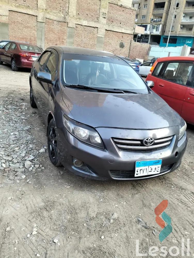 تويوتا كورولا اوتوماتك مستعملة فضي موديل 2009