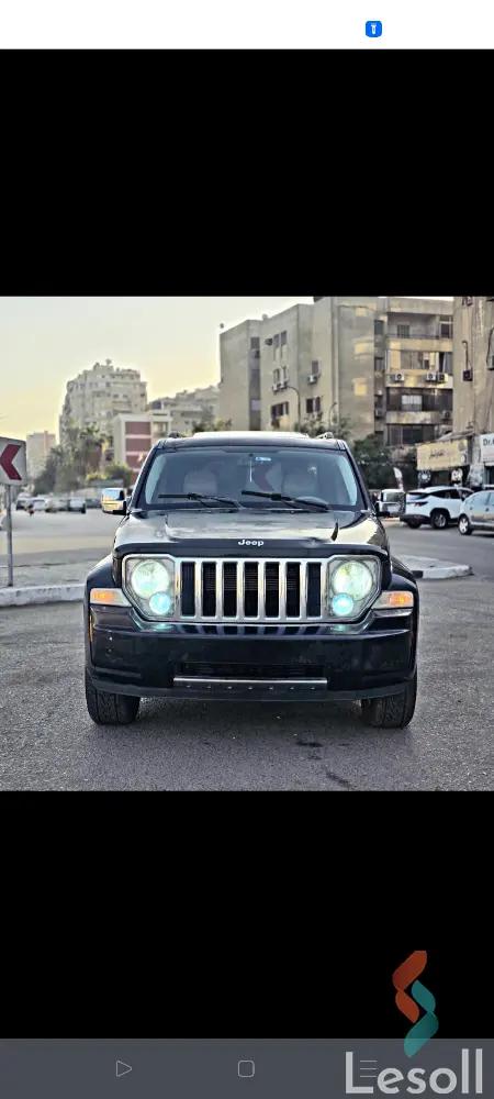 جيب جراند شيروكي اوتوماتك مستعملة أسود موديل 2010