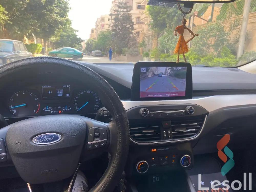 Ford focus automatic used red model 2022 - Image 3