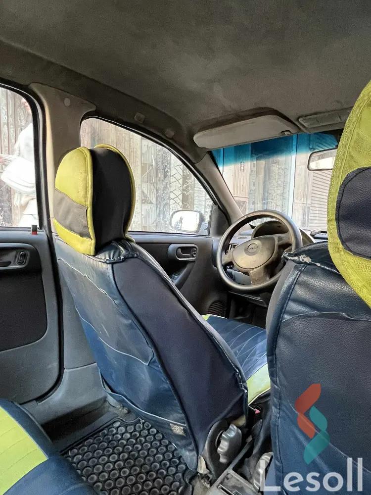 أوبل كورسا مانيوال مستعملة كحلي موديل 2004