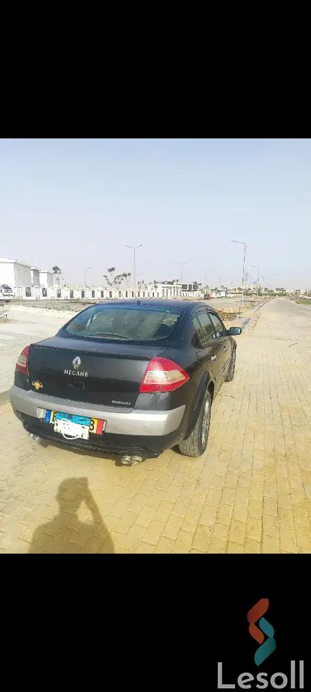 رينو ميجان اوتوماتك مستعملة رمادي داكن موديل 2006
