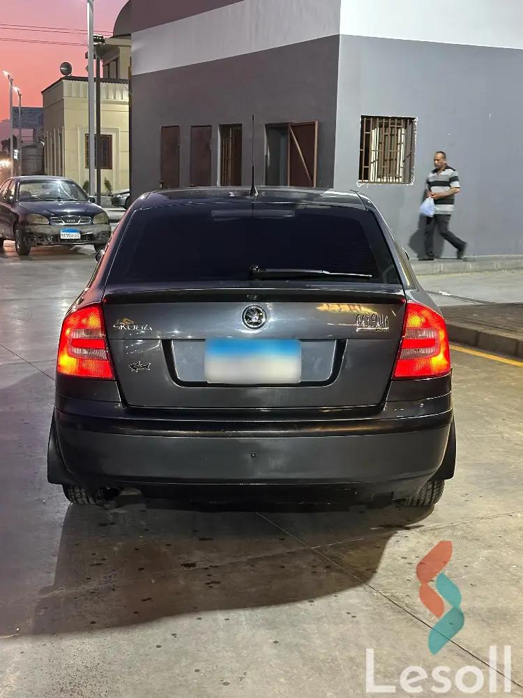 سكودا أوكتافيا اوتوماتك مستعملة رمادي داكن موديل 2007