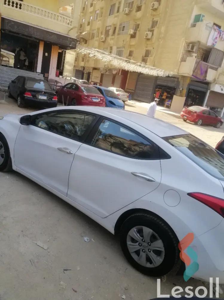 هيونداي إلنترا مانيوال مستعملة أبيض موديل 2012