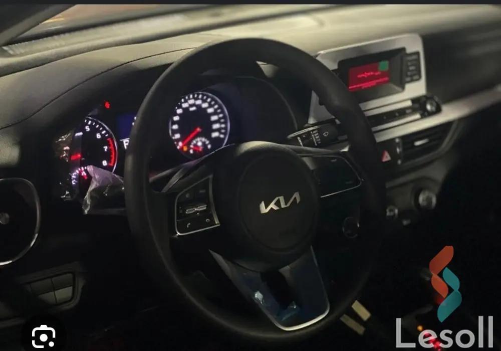 كيا سيراتو اوتوماتك مستعملة أسود موديل 2022