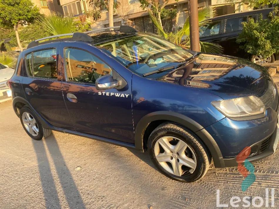 رينو سانديرو اوتوماتك مستعملة فضي موديل 2017 - كل الصور