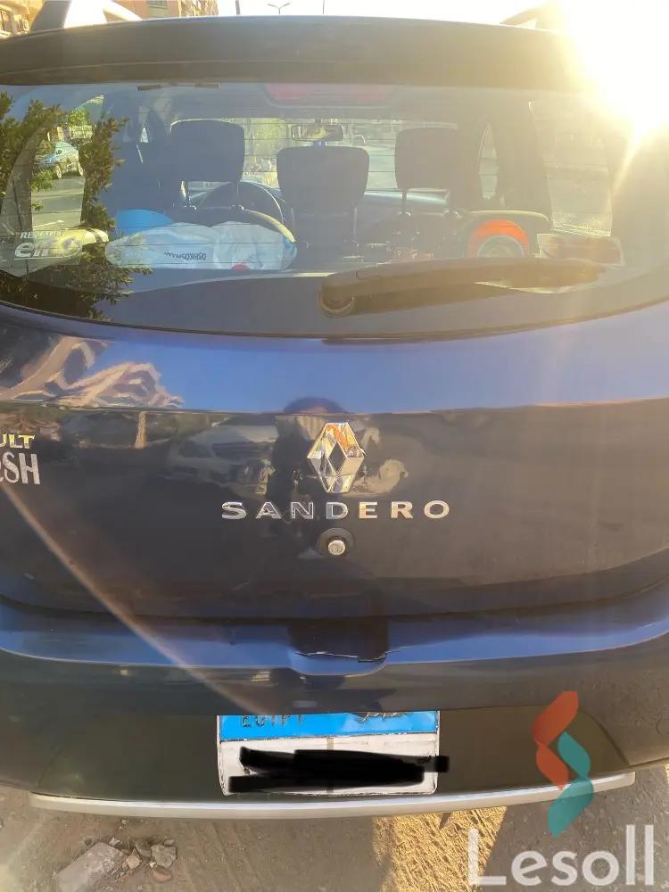 رينو سانديرو اوتوماتك مستعملة فضي موديل 2017 - صورة 3