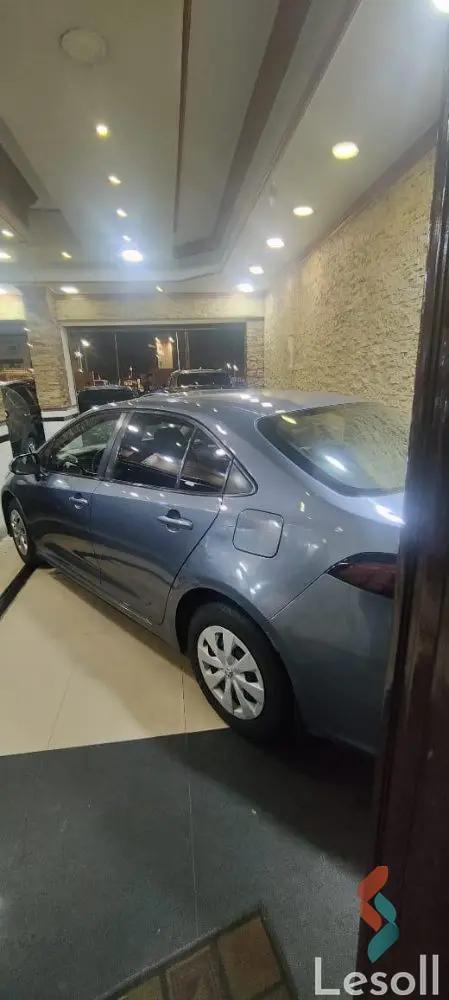 تويوتا كورولا اوتوماتك مستعملة أزرق سماوي موديل 2021 - كل الصور