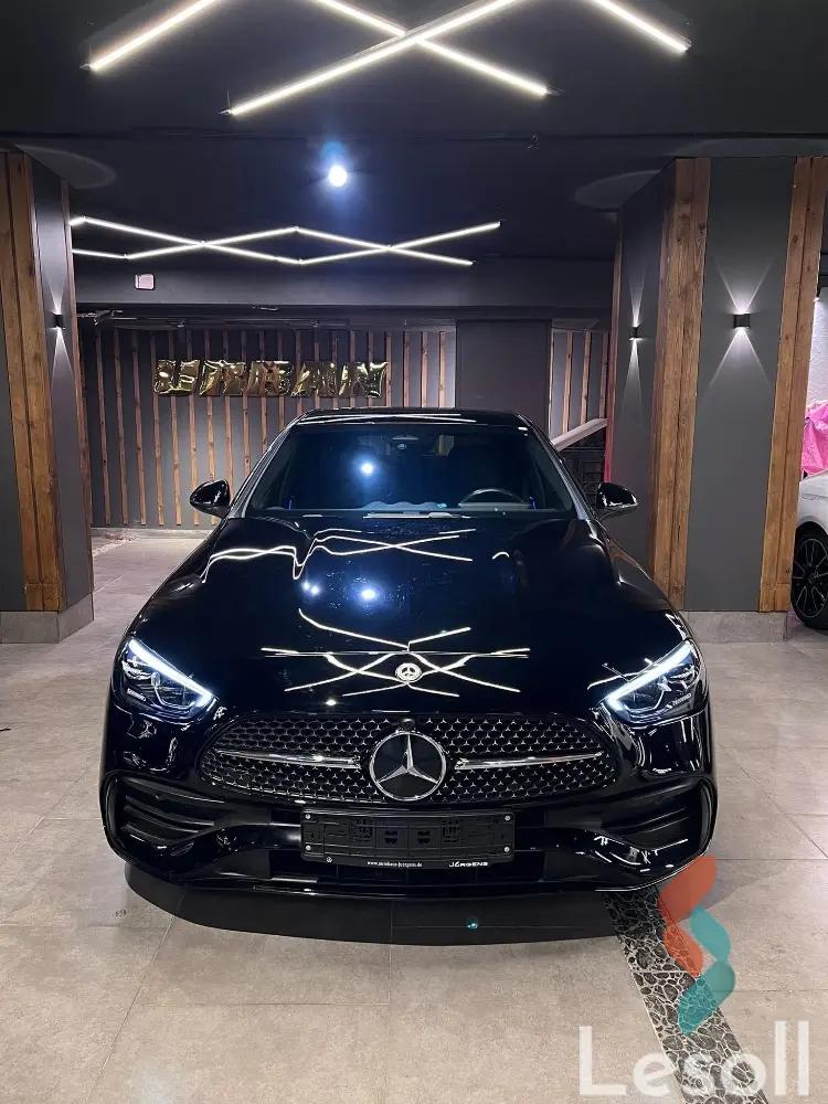 مرسيدس بنز ١٨٠ سي اوتوماتك جديدة أسود موديل 2025