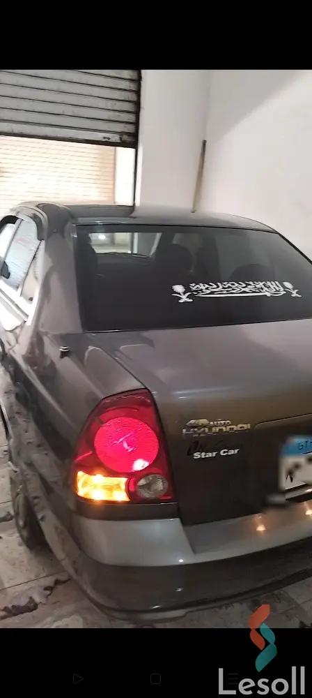 هيونداي فيرنا مانيوال مستعملة رمادي داكن موديل 2015