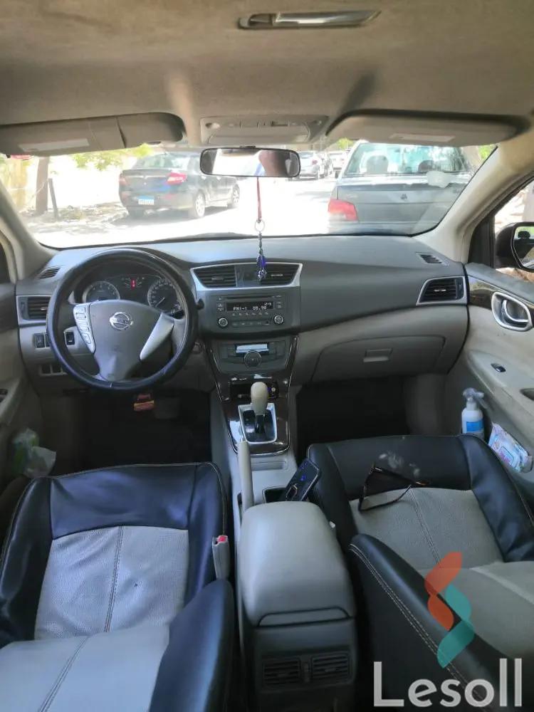 نيسان سنترا مانيوال مستعملة أسود موديل 2017