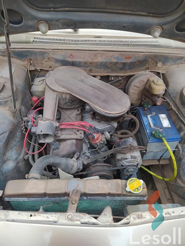 بيجو 405 مانيوال مستعملة ذهبي موديل 1987