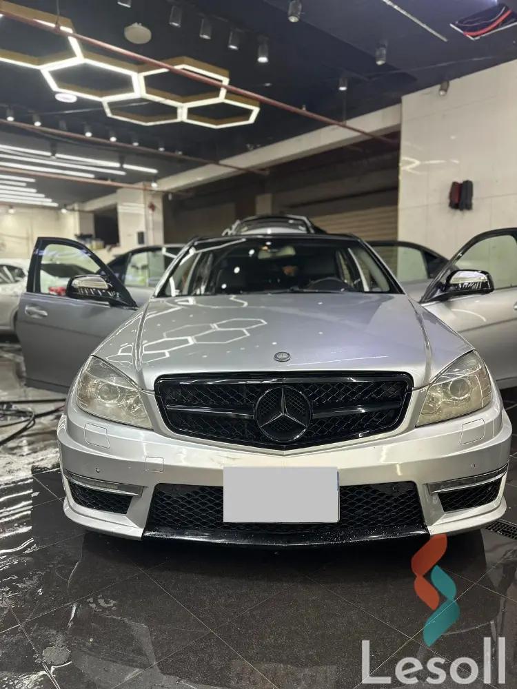 مرسيدس بنز ٣٠٠ سي اوتوماتك مستعملة فضي موديل 2008