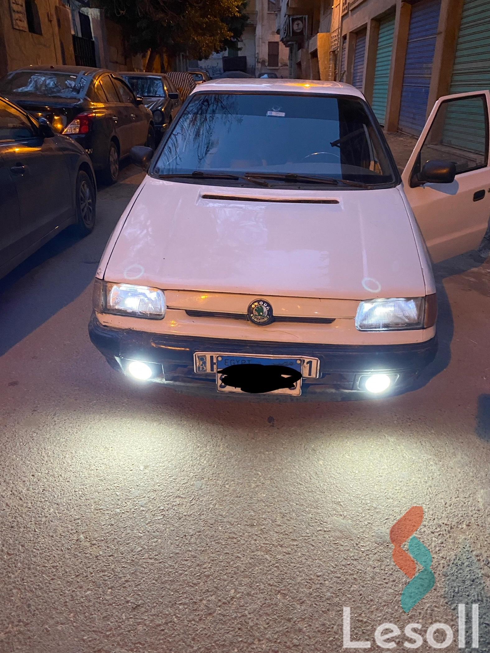 سكودا فيلسيا مانيوال مستعملة أبيض موديل 1996 - كل الصور