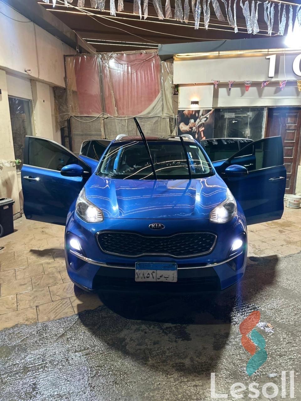 كيا سبورتاج اوتوماتك مستعملة أزرق موديل 2021 - كل الصور