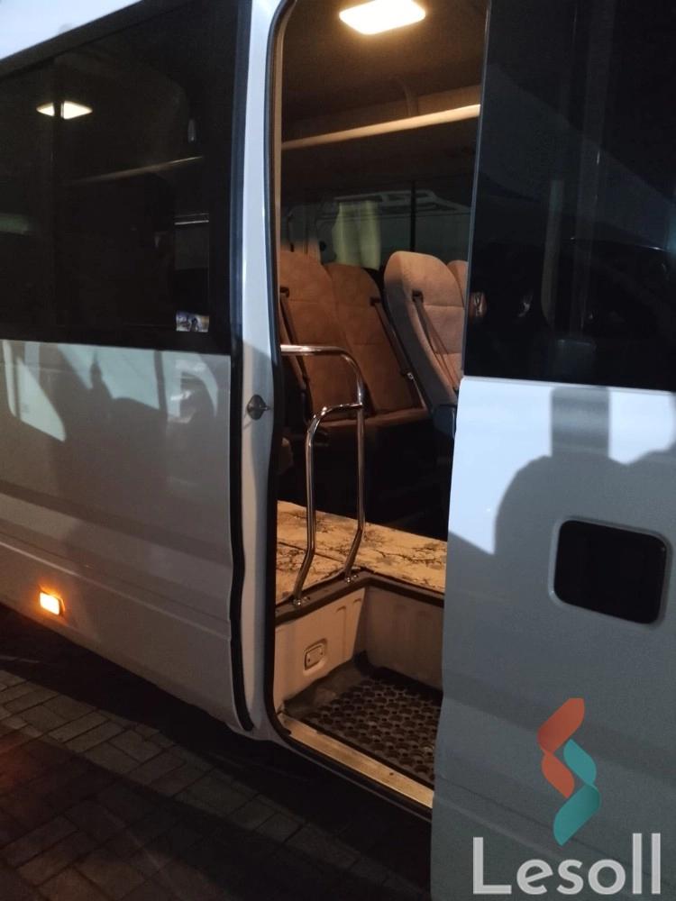 تويوتا هيلوكس مانيوال جديدة أبيض موديل 2024 - صورة 3