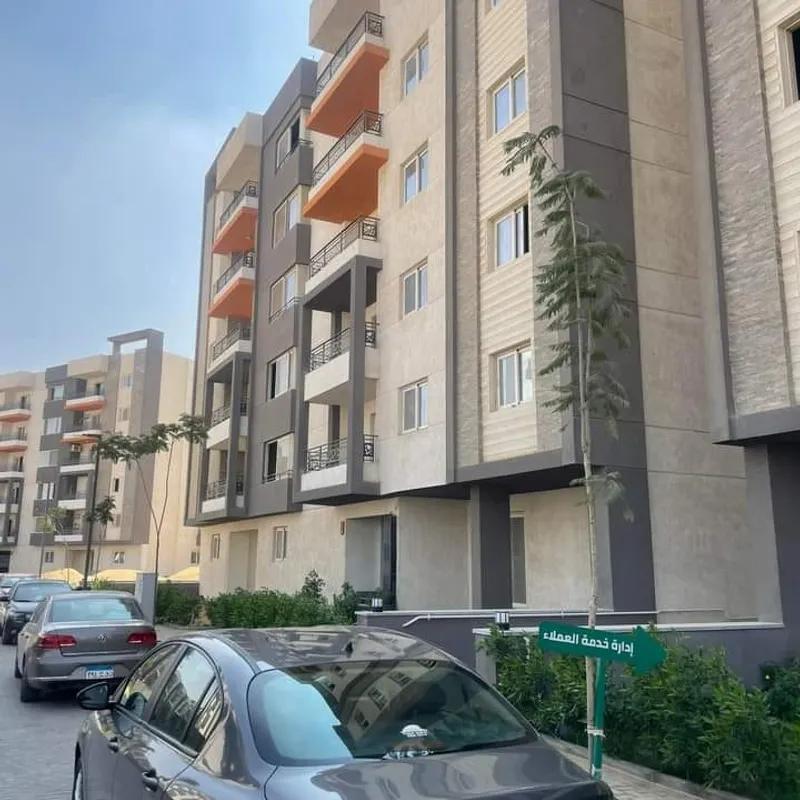 Penthouse for sale with an data.area 190 meters and 4 data.rooms in  El Daher Giza  - Image 3