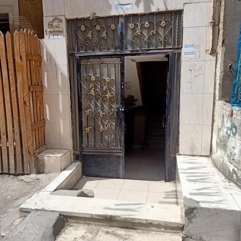 Building for sale with an data.area 120 meters and 2 room in   Giza 