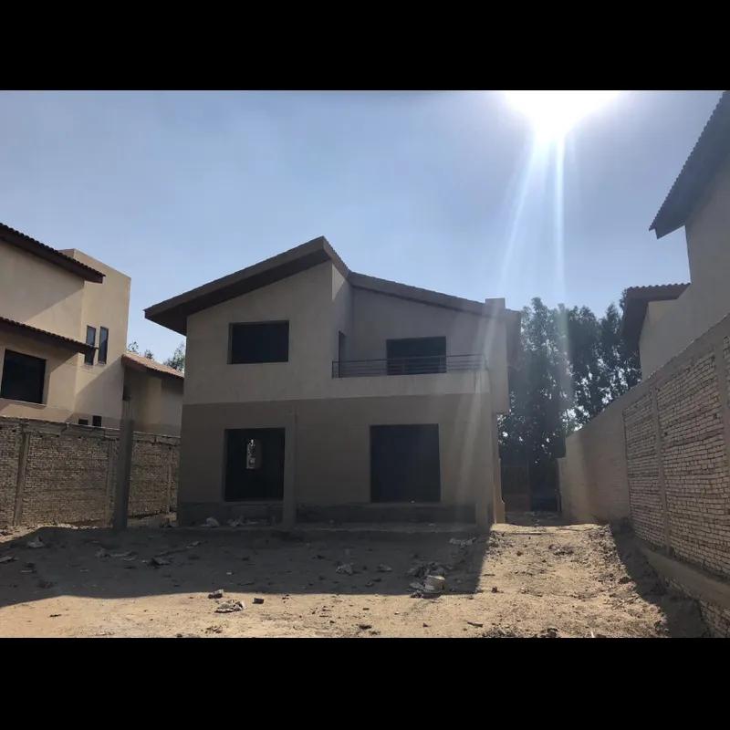 فيلا للبيع بمساحة 640 متر و 4 غرف في  الجيزة - كل الصور