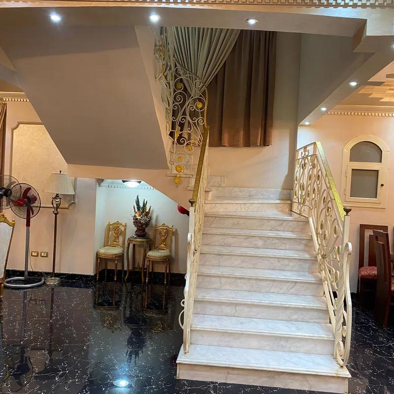 فيلا للبيع بمساحة 410 متر و 7 غرف في  الجيزة - صورة 4