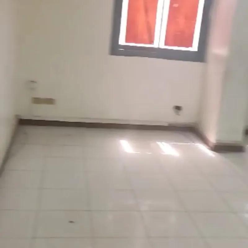 مكتب للبيع بمساحة 250 متر في الجيزة 