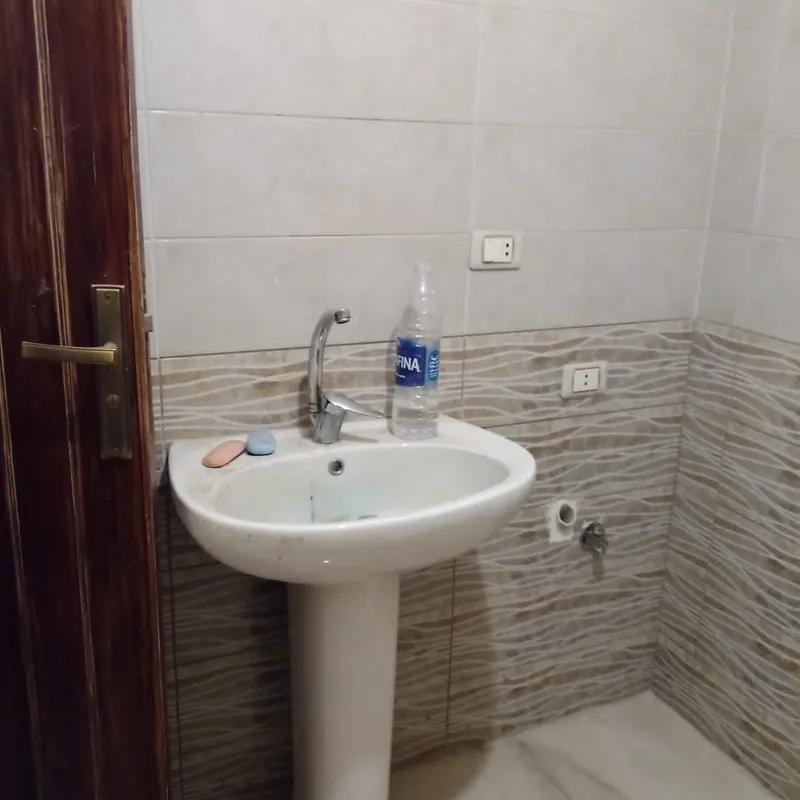 شقة للبيع بمساحة 150 متر و 3 غرف في الدقى الجيزة - كل الصور