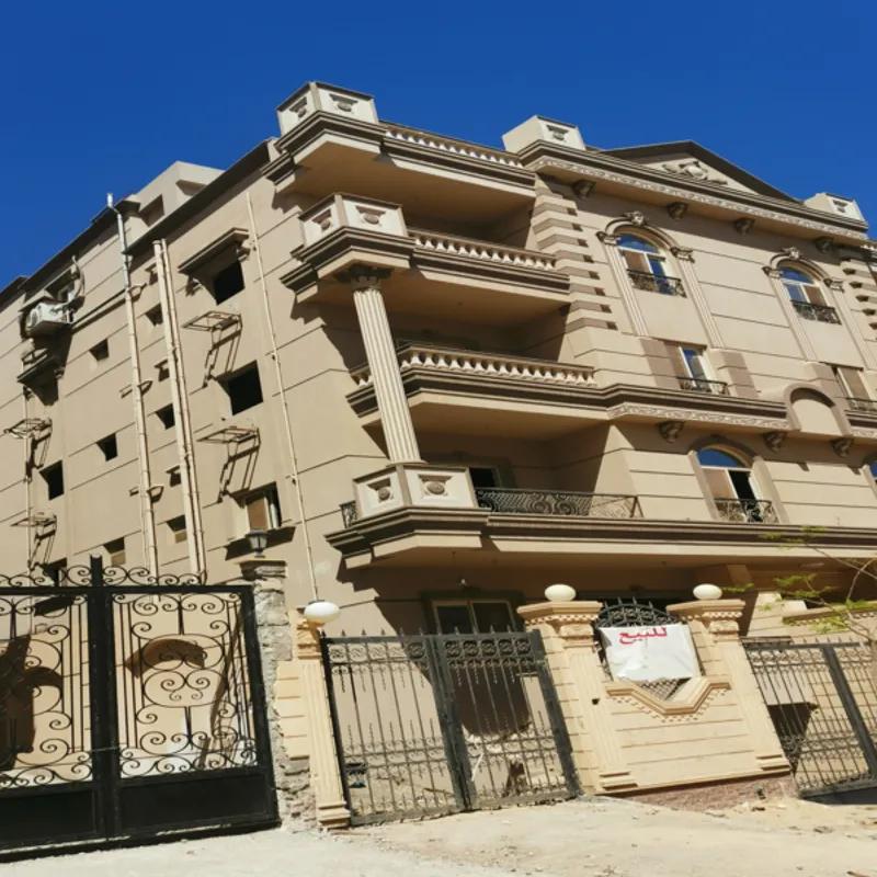 Apartment for sale with an data.area 240 meters and 3 data.rooms in  Cheikh Zayed Giza  - Image 4