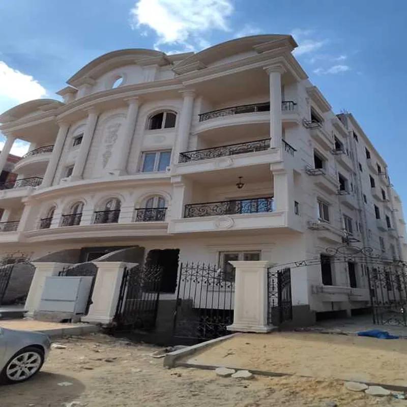 Apartment for sale with an data.area 130 meters and 3 data.rooms in  Cheikh Zayed Giza  - Image 3