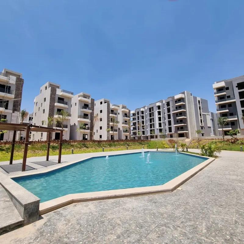 شقة للبيع بمساحة 129 متر و غرفتان في  الجيزة - كل الصور