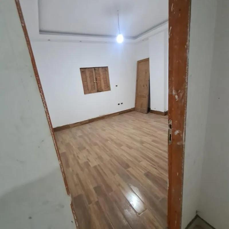 جراج للبيع بمساحة 175 متر في الجيزة 