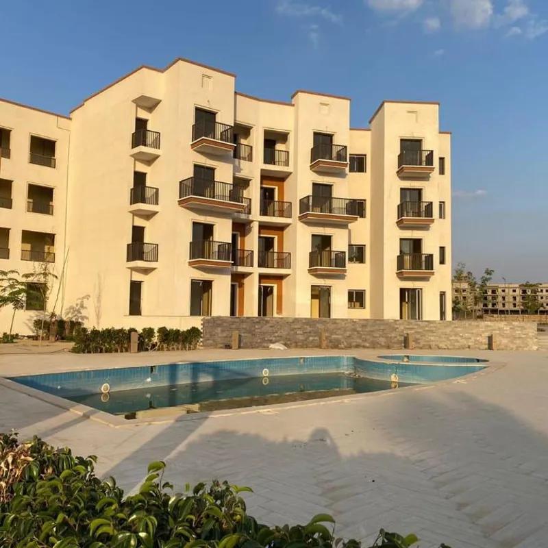 شقة للبيع بمساحة 100 متر و غرفتان في  الجيزة