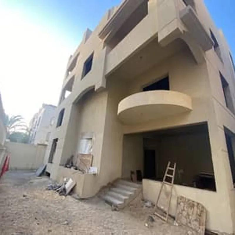 فيلا للبيع بمساحة 1,000 متر و 7 غرف في  الجيزة - صورة 4