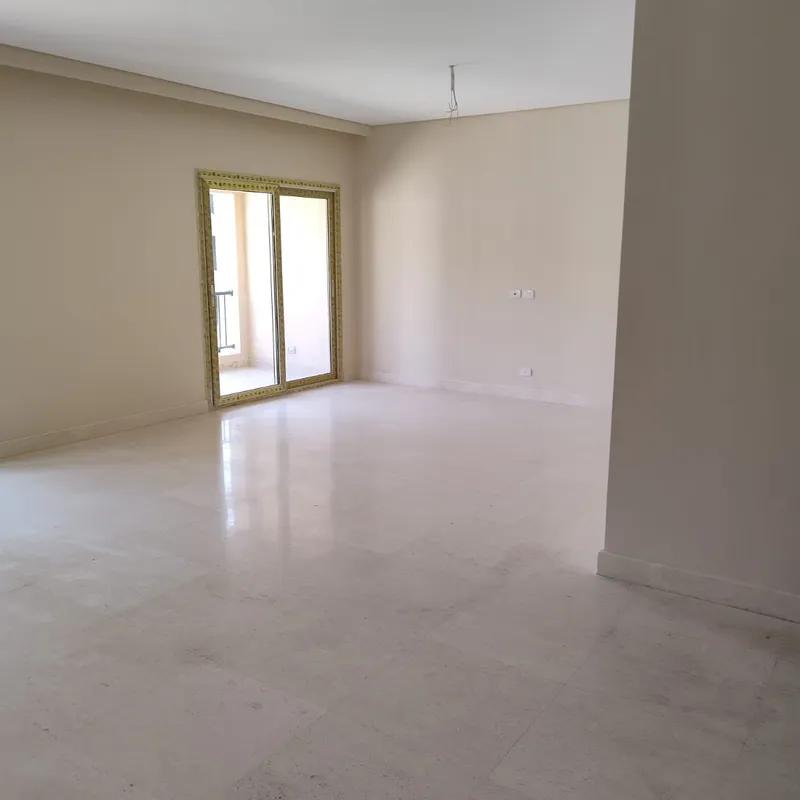 Penthouse for sale with an data.area 282 meters and 4 data.rooms in  5th Settlement Cairo  - Image 4