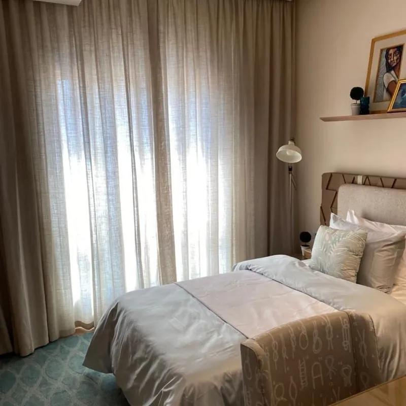 شقة للبيع بمساحة 180 متر و 3 غرف في التجمع الخامس القاهرة - صورة 4