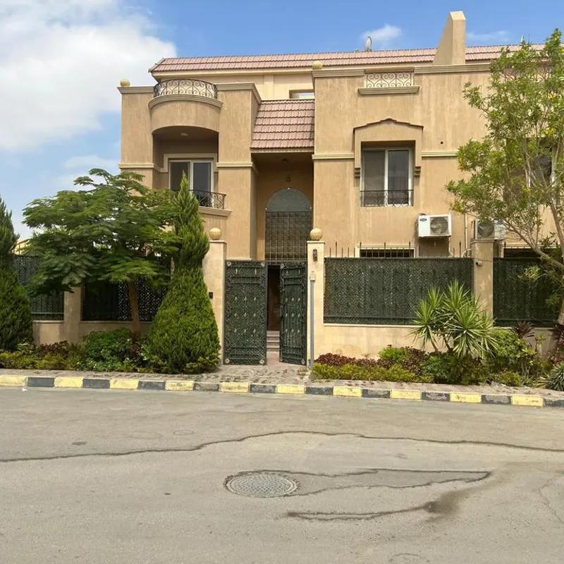 توين هاوس للبيع بمساحة 361 متر و 3 غرف في التجمع الاول القاهرة - كل الصور