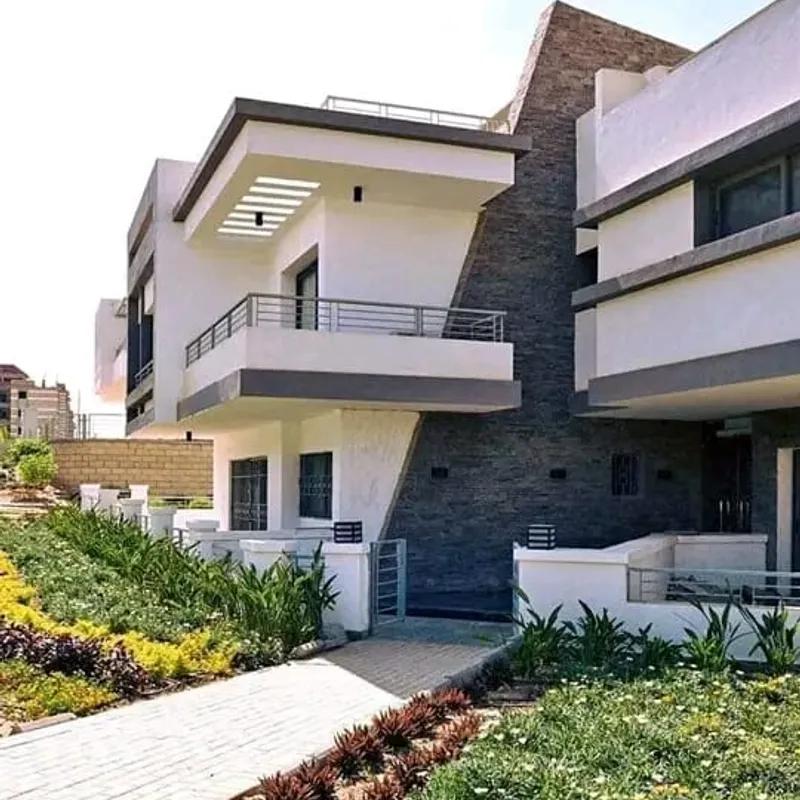 تاون هاوس للبيع بمساحة 142 متر و 3 غرف في التجمع الخامس القاهرة