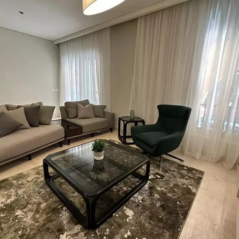 شقة للبيع بمساحة 161 متر و غرفتان في التجمع الخامس القاهرة